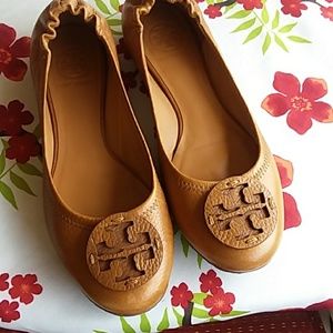 Tory Burch tan flats